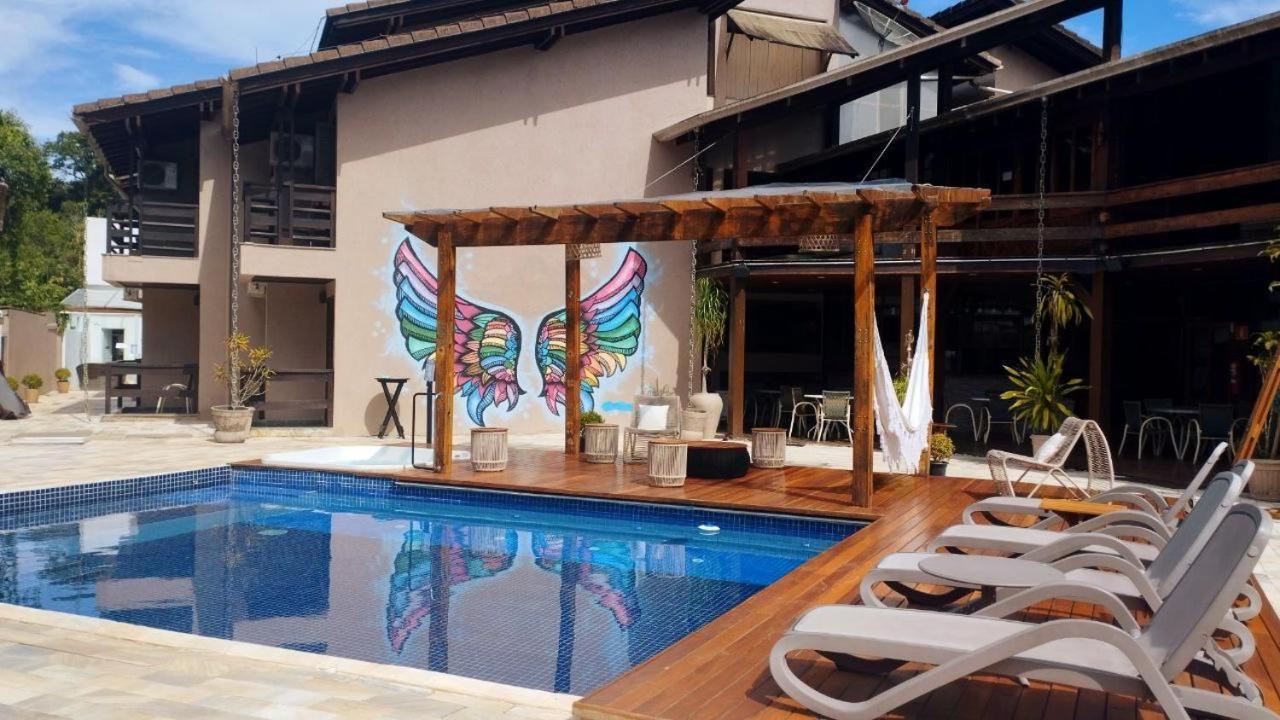 Winner Beach Hotel Juréia Екстериор снимка